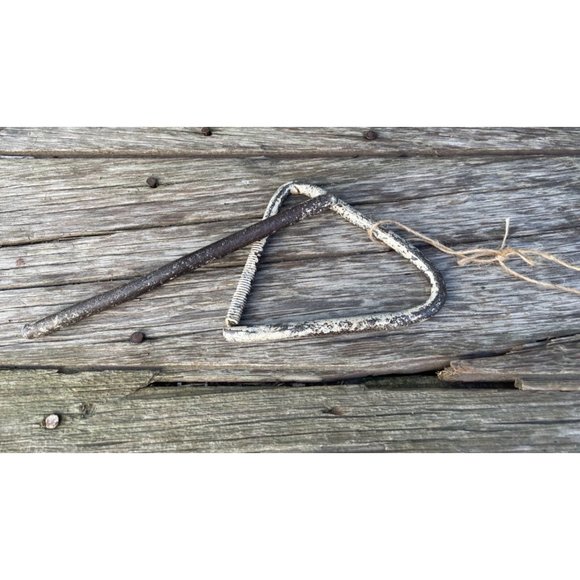 Antique Triangle Dinner Cowboy Bell and Rod Farmhouse Rustic - Picture 6 of 12